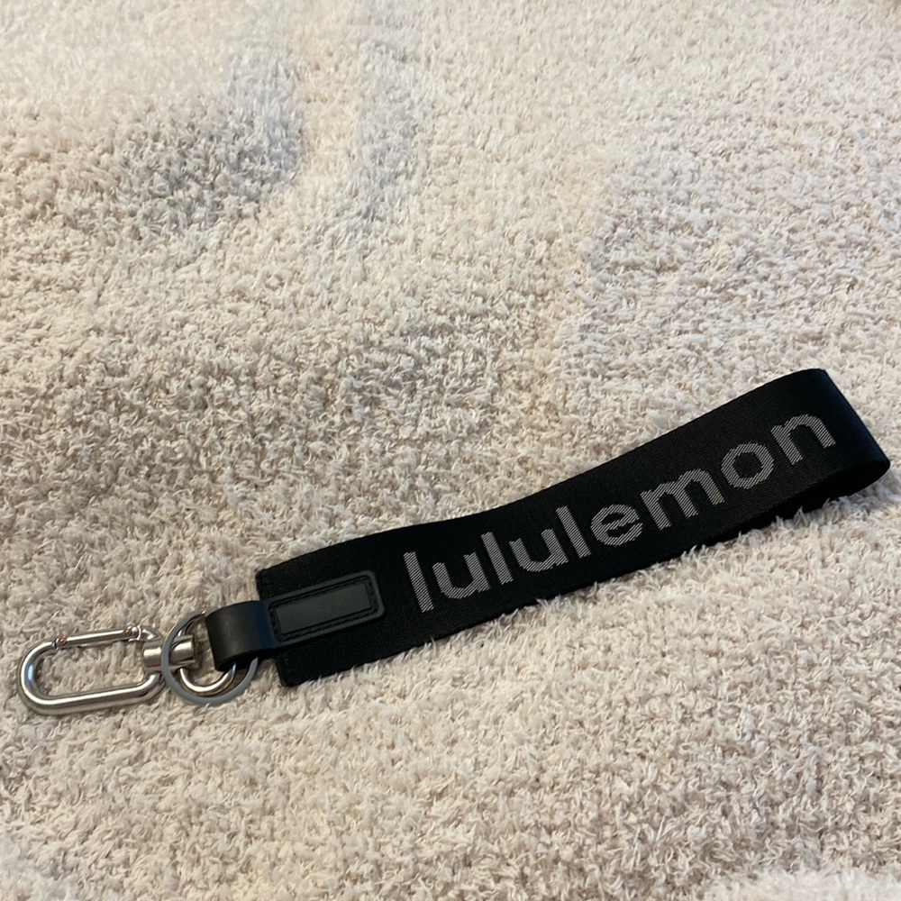 Lululemon wristlet